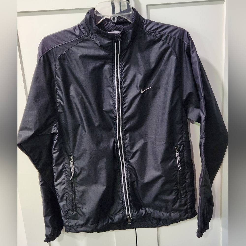 Nike Men's Black Running Windbreaker Jacket
